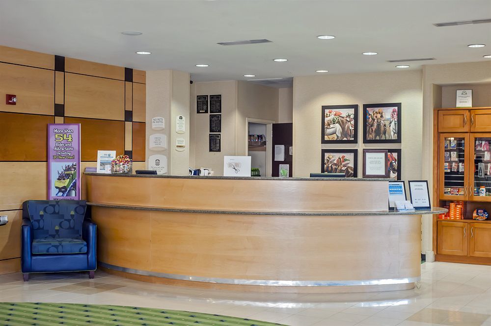 สปริงฮิลล์ สวีท หลุยส์วิลล์ แอร์พอร์ต Hotel ภายนอก รูปภาพ
