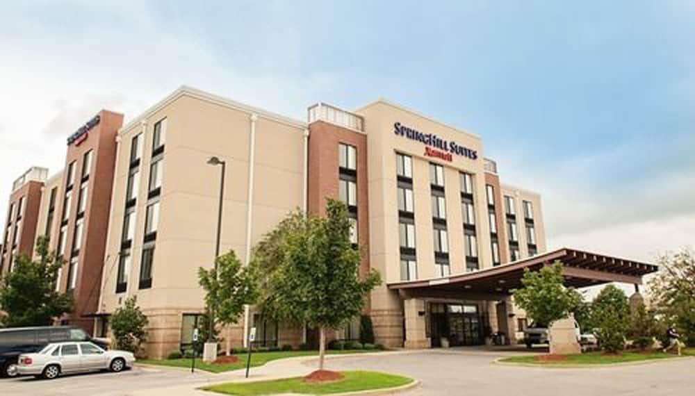 สปริงฮิลล์ สวีท หลุยส์วิลล์ แอร์พอร์ต Hotel ภายนอก รูปภาพ